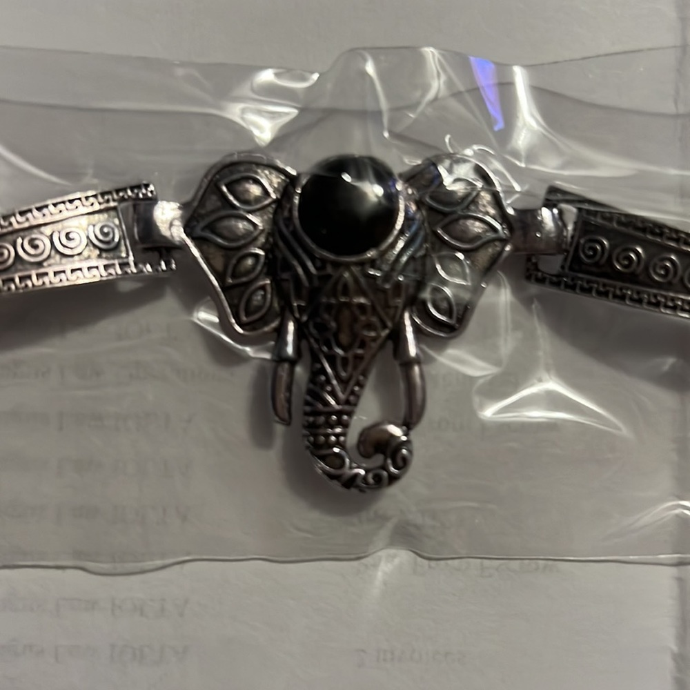 COPY - Elephant Semiprecious stone bracelet